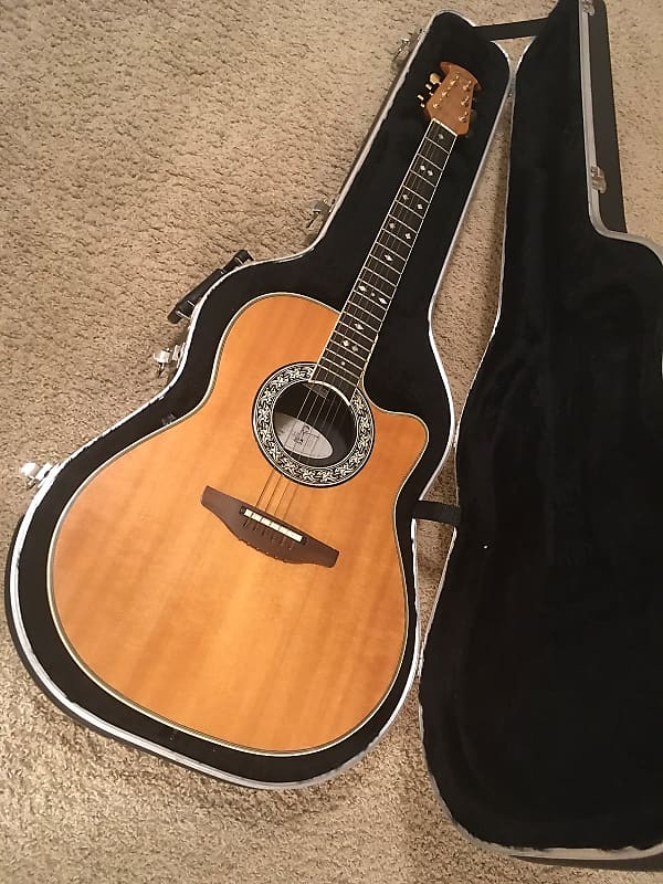 Ovation 1867 Legend acoustic-electric guitar 1992 Natural made in USA  excellent- mint condition with hard case
