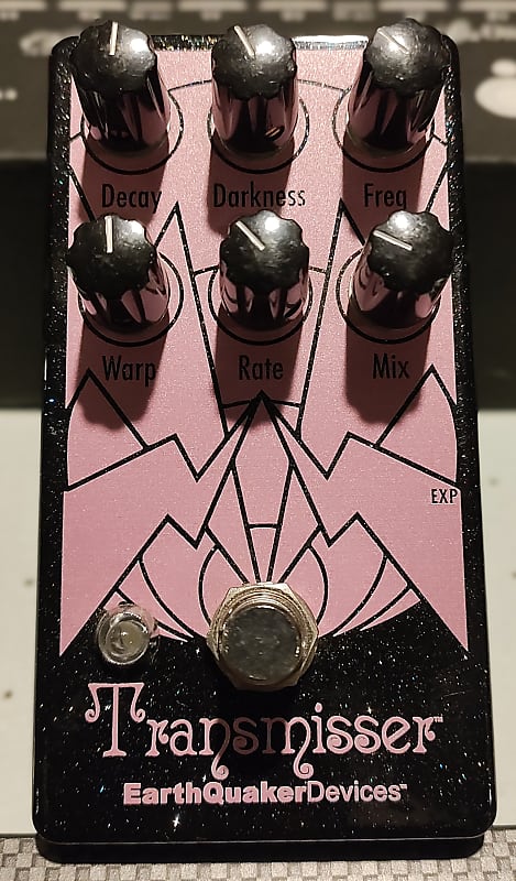 ギター Earthquaker Devices Transmisser EarthQuaker Devices Transmisser Reverb - YouTube