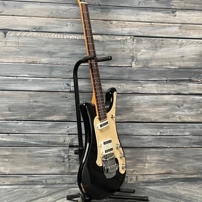 Used Yamaha SGV-300 Electric Guitar with Gig Bag - Black image 4