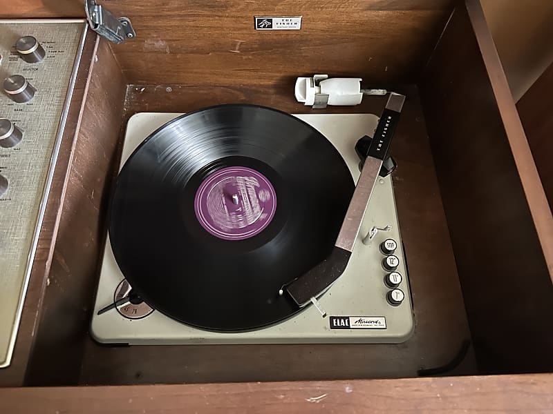 The Fisher Electra VIII Stereo Console 1965 - Model E490 Works! Vintage Tone  			