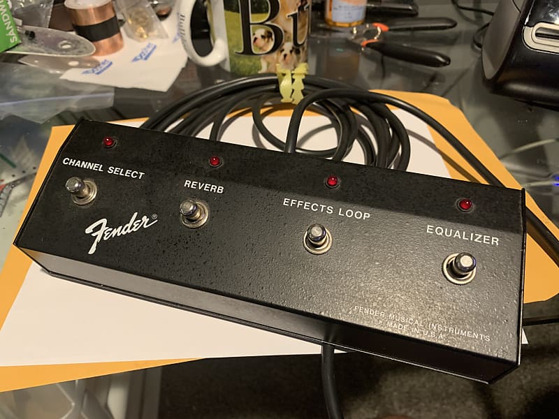 Fender USA 4 Button Footswitch w/5 Pin Cable Black Reverb