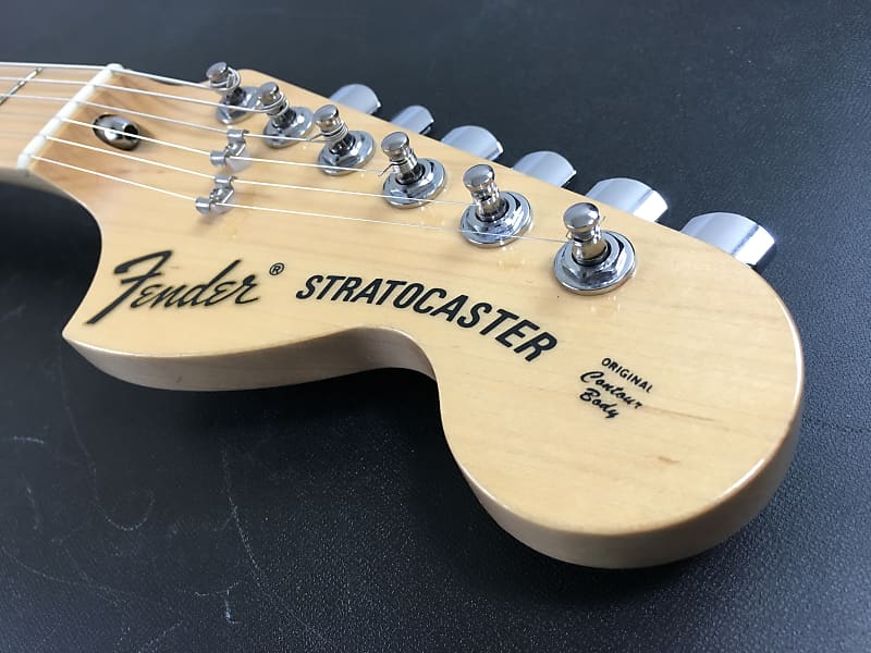 SALE／37%OFF】 Fender 70s（ST72） Classic Exclusive Japan エレキ