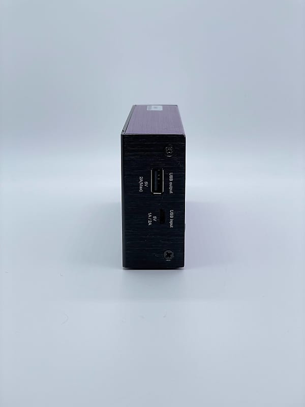 Vital Audio Power Carrier VA-R8 Rechargeable Isolated Power
