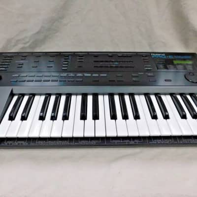 Roland KR-55 Digital Keyboard | Reverb