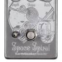 EarthQuaker Devices Space Spiral V2 Modulated Reverb