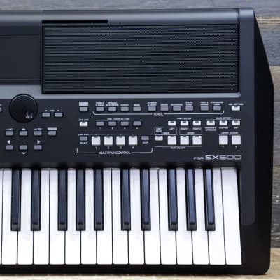 Yamaha PSR-SX600 Digital Keyboard 61-Key Organ Initial Touch Digital Keyboard
