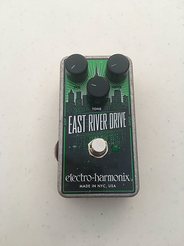Electro-Harmonix East River Drive