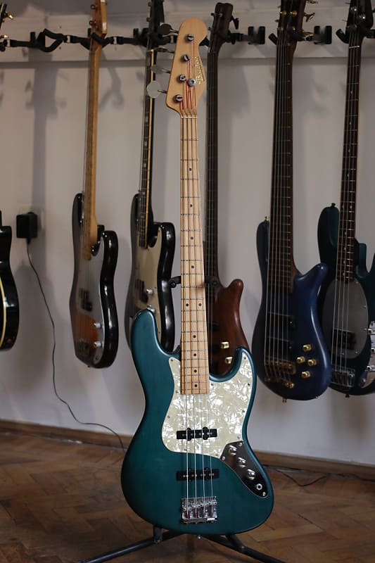 メンテ済 Bacchus BJB-98 GLAY JIRO HEADWAY Headway Japan Bacchus Jazz Bass Signature GLAY Jiro BJB98