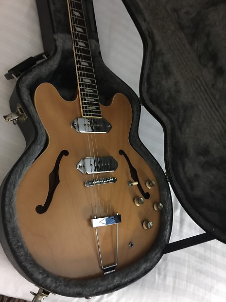 Epiphone Casino  made in Korea Natural with Epiphone Hard