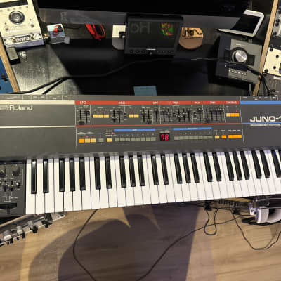 Refurbished & Serviced Roland Juno-106 61-Key Programmable Polyphonic Synthesizer WORKS PERFECTLY