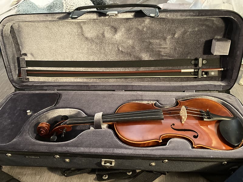 Yamaha V7 Violin (Intermediate), 4/4, Full Outfit image 1