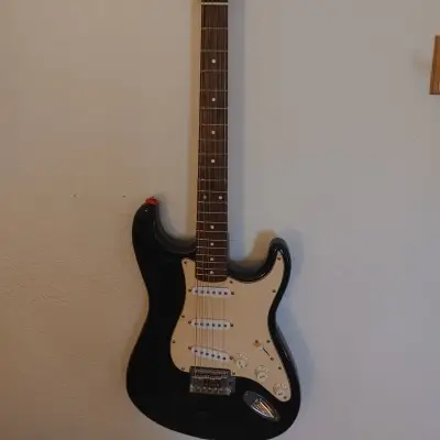 Squier Standard Stratocaster 1990s (Rough but playable condition) for sale