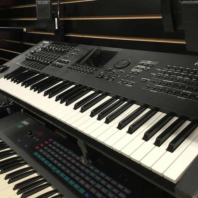 Yamaha Motif XF 6 Music Production Synthesizer