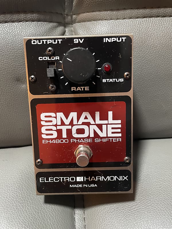 Electro-Harmonix Small Stone EH4800 Phase Shifter | Reverb