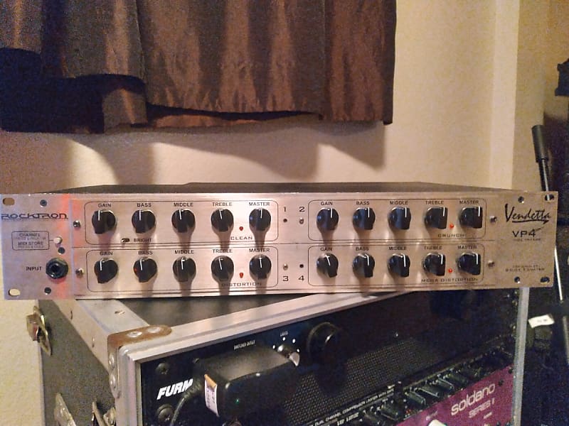ROCKTRON Vendetta VP4 プリアンプ Rocktron Vendetta VP4 Preamp Egnater Designed Modular Tube