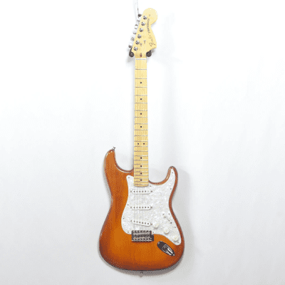 Fender USA Nitro Satin Series Stratocaster Honeyburst