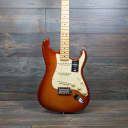 Fender American Professional II Stratocaster Maple fingerboard, Sienna Sunburst with case. B-stock