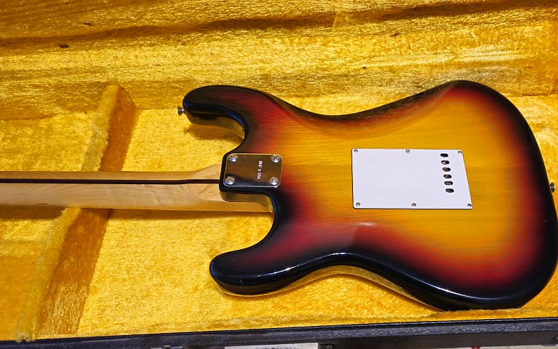 ギター EL MAYA Artist model Stratocaster 1970s Vintage 1970s' El Maya Artist Model Stratocaster Electric