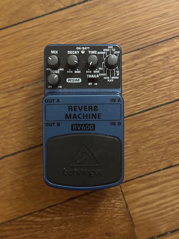 Behringer RV600 Reverb Machine Pedal | Reverb