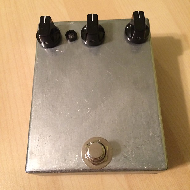 Godcity Instruments Brutalist Jr. pedal Reverb