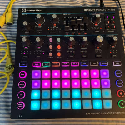 Novation Circuit Mono Station 2017-23 - Black