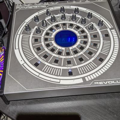 FUTURE RETRO REVOLUTION R2 ベースマシン TB-303 Future Retro Revolution R2 MK2 TB-303 Analog Synthesizer Gray | Reverb