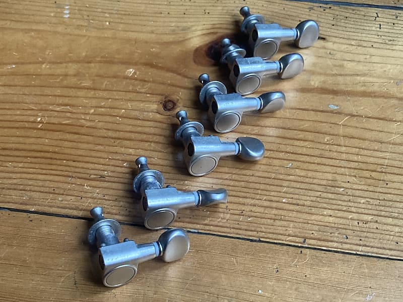 Cort store tuning pegs