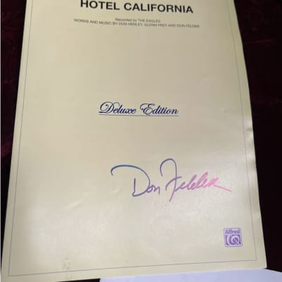 Gibson Custom Shop Don Felder "Hotel California" EDS-1275 Double Neck (Aged & Signed) 2010 - Aged White image 5