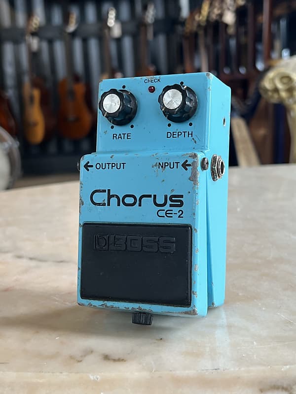 Boss CE-2