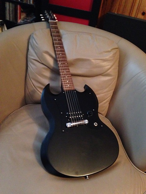 Gibson sg sales melody maker 2011