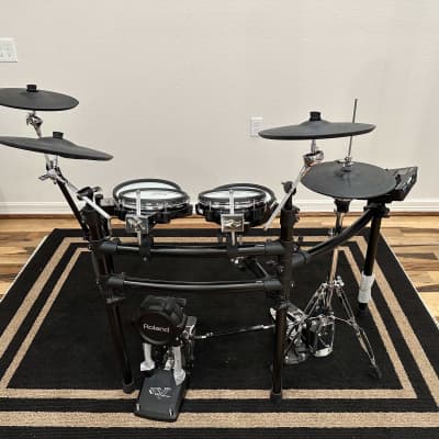 Roland TD-25KV V-Drum Kit with HH Stand (No Bass Pedals)
