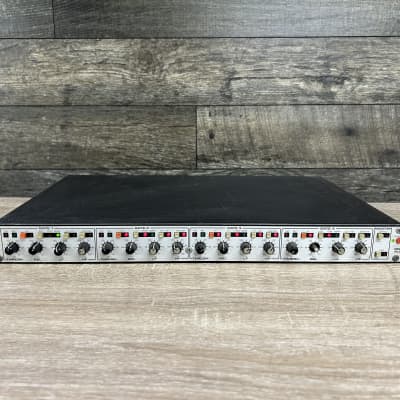 Klark Teknik DN 514 - Gearspace