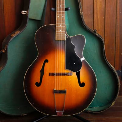 Maton 1950s Supreme F240 Sunburst Archtop Acoustic Guitar Pre-Owned image 2
