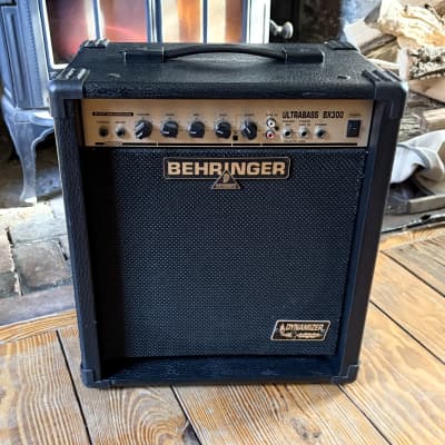 Behringer BX3000T Ultrabass 300w Bass Head, 5 Band EQ, Limiter