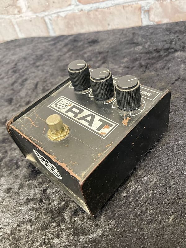 Proco Small Box White Face 3B Rat Distortion Guitar Effects
