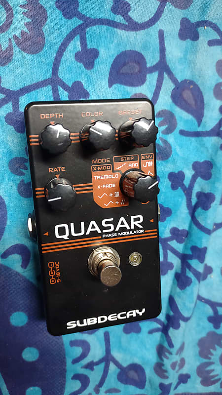 Subdecay Quasar Phaser Filter Tremolo v4 2023 - Black and Orange 