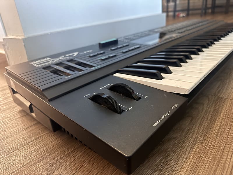 Yamaha DX7 II FD シンセサイザー Amazon | YAMAHA / DX7II-FD 2系列FM音源シンセイサイザー ヤマハ
