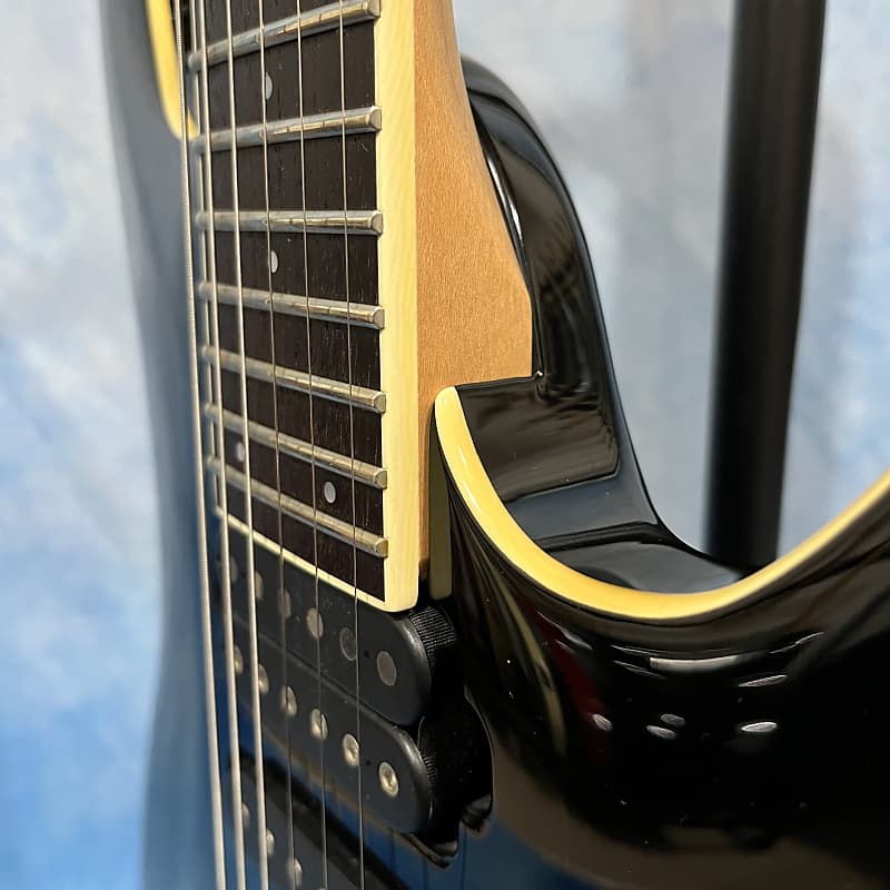 Ibanez Prestige SV5470 Black with Hard Case Made in Japan Ibanez Prestige SV5470 Black with Hard Case Made in Japan