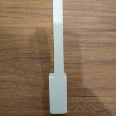 EMU EMAX II - A3 Replacement Key 2 of 5