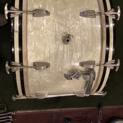 WFL 26 inch bass drum 1950s - White Marine Pearl image 6
