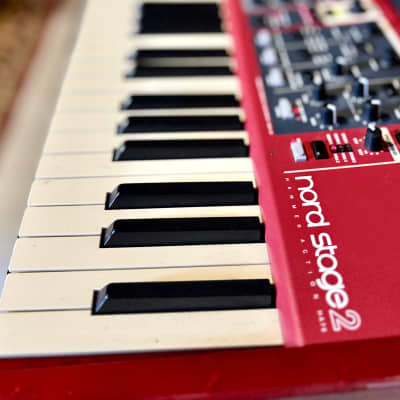 Nord Stage 2 HA76 Hammer Action 76-Key