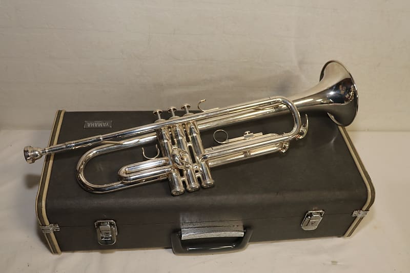YAMAHA トランペット YTR-2320ES