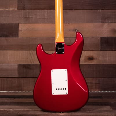 Squier Classic Vibe '60s Stratocaster, Laurel FB, Candy Apple Red image 4