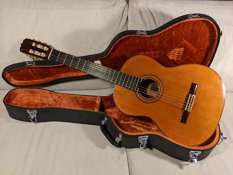 1973 Masaru Matano 600 Classical Guitar