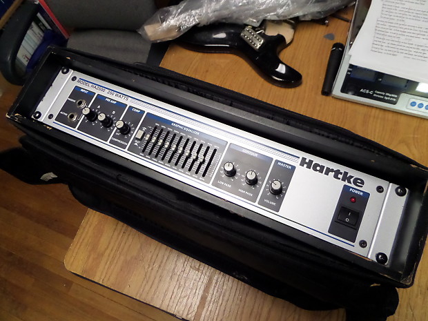 お歳暮 のし Hartke HA2500 Bass Head with padded (rack mount) carrying ベース