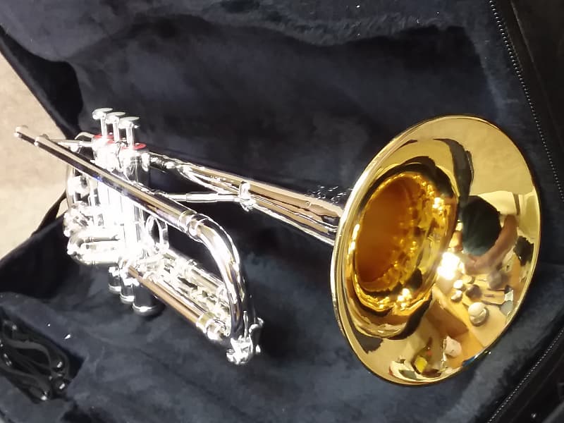 Olds Mendez Vintage 1959-60 Silver Professional Trumpet In Nearly Mint  Condition