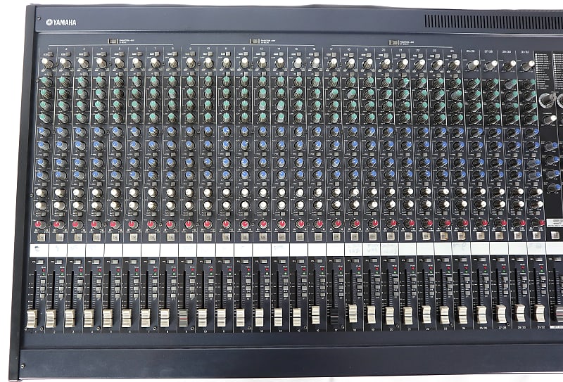 Table de Mixage 32 pistes – Yamaha MG32/14FX – Ade Music