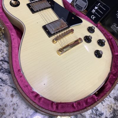 Video! 2018 Gibson Custom Shop 1974 '74 Reissue Gibson Les Paul Custom Aged White for sale