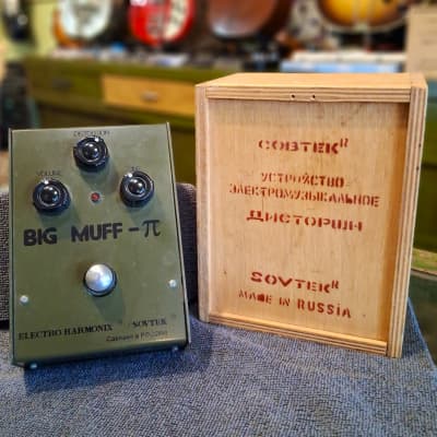Electro-Harmonix Big Muff Pi V7 (Green Russian) | Reverb