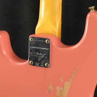 Mint Fender Limited Edition '60 Stratocaster Relic - Faded Aged Tahitian Coral 3A Rosewood Fingerboard image 7